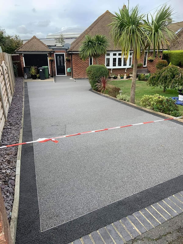 1066 Resin Surfacing Driveway